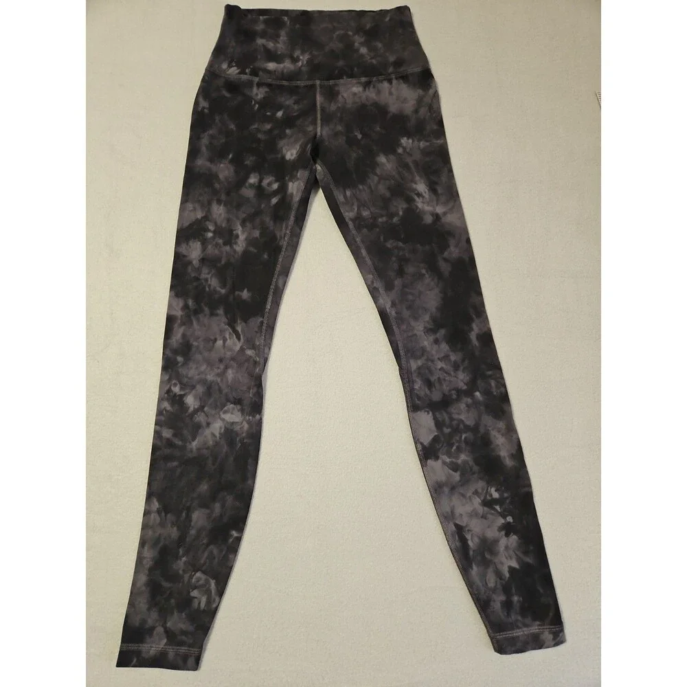 Women's Lululemon Align leggings in a Diamond Dye Pitch Grey Graphite No Tag